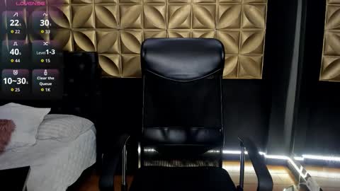 Natasha  online show from 01/16/26, 06:12