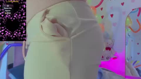 L O V E  online show from 02/28/25, 11:58