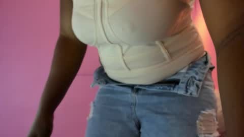 L O V E  online show from 11/27/25, 11:56