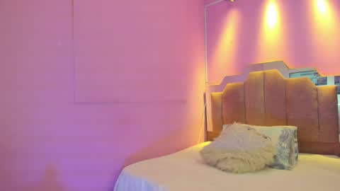 L O V E  online show from 02/19/26, 11:50