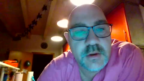 lover010983 online show from 02/17/25, 05:36