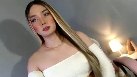 lovers moon22 online show from 12/15/24, 10:37