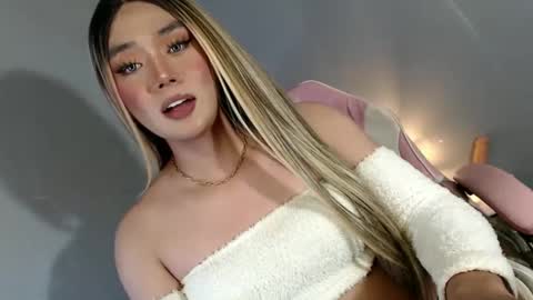 lovers moon22 online show from 01/22/25, 04:13