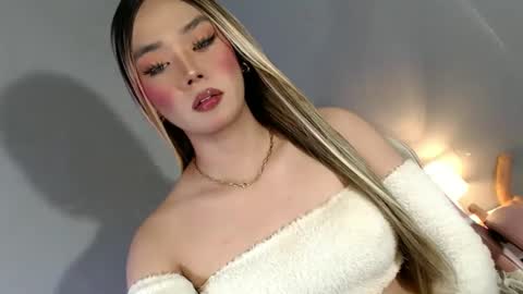 lovers moon22 online show from 01/26/25, 09:51