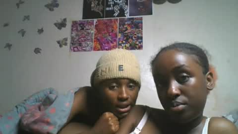 Snapshot of lovers_oncam chatting on 06/22/26, 12:46 RedJoy online show from 06/22/26, 12:46