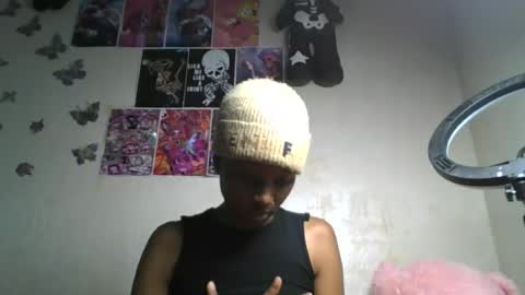Snapshot of lovers_oncam chatting on 06/24/26, 06:07 RedJoy online show from 06/24/26, 06:07