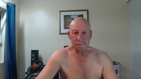 Lovesblackazz online show from 01/01/25, 11:07