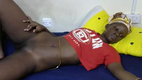 loveslut_ online show from 12/21/25, 05:25