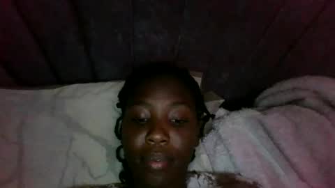 lovespread2026 online show from 07/25/26, 01:08