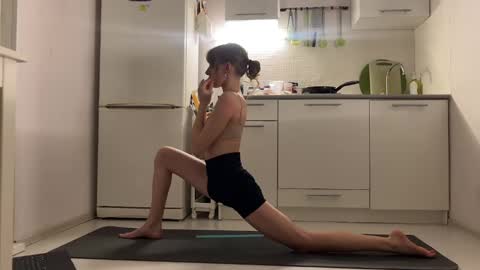 lovesstation online show from 01/18/25, 05:26