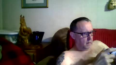 Snapshot of lovesummer69 chatting on 04/16/26, 02:01 lovesummer69 online show from 04/16/26, 02:01