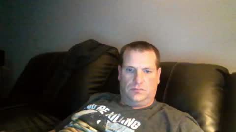 lovetocum37 online show from 01/18/25, 04:48