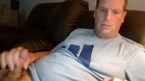 lovetocum37 online show from 09/17/25, 04:19