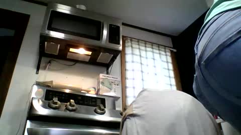 Snapshot of lovetocum69699 chatting on 04/29/26, 11:33 lovetocum69699 online show from 04/29/26, 11:33