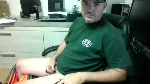 Snapshot of lovetofps chatting on 12/29/24, 09:50 Love2Game online show from 12/29/24, 09:50