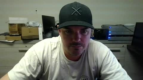 Snapshot of lovetofps chatting on 01/06/25, 07:13 Love2Game online show from 01/06/25, 07:13