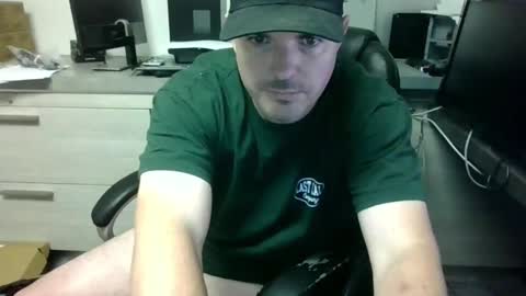 Snapshot of lovetofps chatting on 01/22/25, 02:48 Love2Game online show from 01/22/25, 02:48