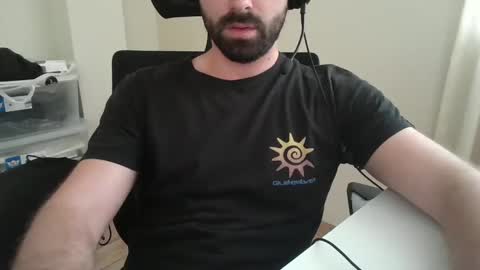 lovetojiz933 online show from 12/04/24, 09:57