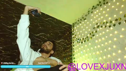 lovexjuxn77 online show from 04/25/26, 07:11