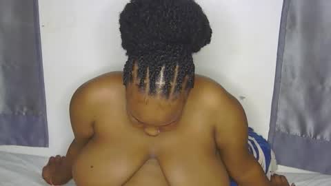 loveytiana online show from 03/10/26, 02:22