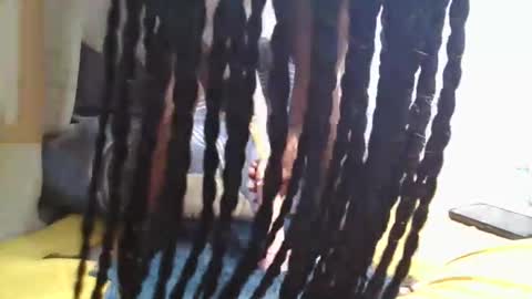 lovie_paula online show from 10/14/25, 10:21