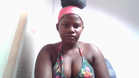 lovie_paula online show from 10/21/25, 01:01