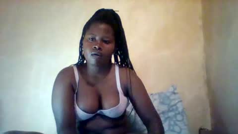 loviett online show from 04/12/26, 10:37