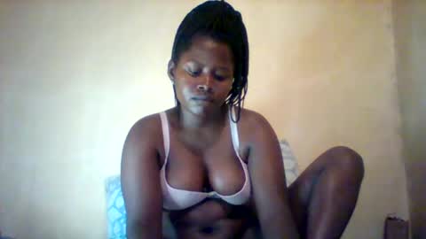 loviett online show from 04/13/26, 12:32