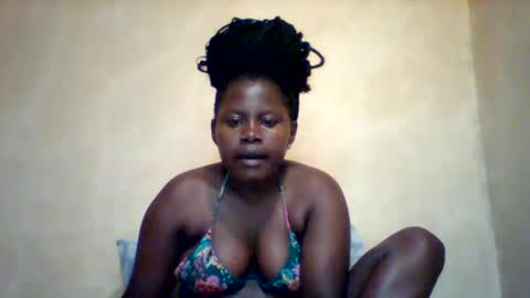 Snapshot of loviett chatting on 05/16/26, 12:15 loviett online show from 05/16/26, 12:15