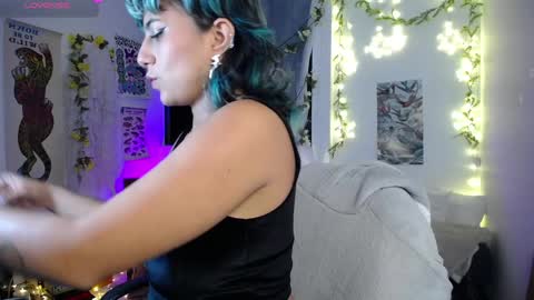 loving_alma online show from 04/01/26, 02:12