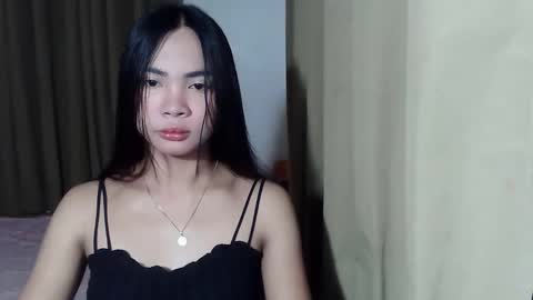 loving_rhean online show from 10/30/25, 10:16