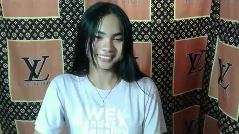 loving_rhean online show from 01/09/26, 04:37