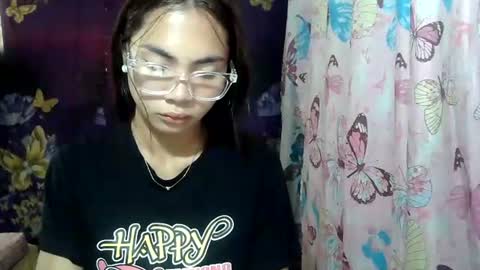 Snapshot of loving_rhean chatting on 06/22/26, 11:57 loving_rhean online show from 06/22/26, 11:57