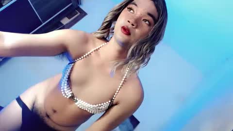 Snapshot of lovingmonaru969 chatting on 10/29/25, 04:09 Lovingmonaru969 online show from 10/29/25, 04:09