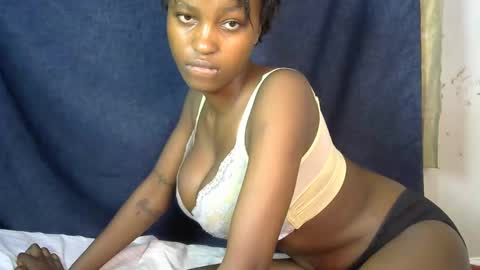 Snapshot of lovly_lastborn chatting on 09/24/25, 09:40 lovly_lastborn online show from 09/24/25, 09:40