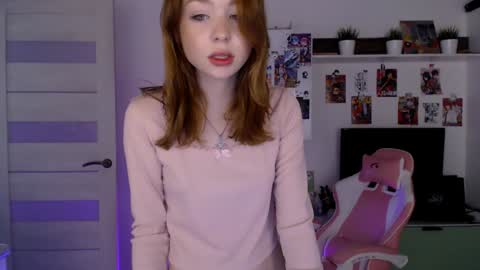 Loly online show from 12/21/24, 08:10