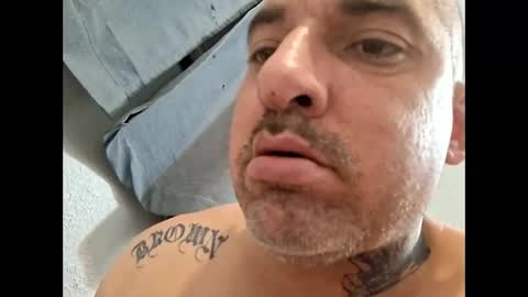 lowerahornyhighhard13 online show from 01/15/26, 09:47