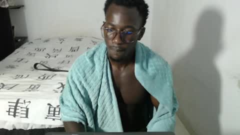 Snapshot of lowmay_palacios chatting on 03/25/26, 04:24 Lowmay palacios online show from 03/25/26, 04:24