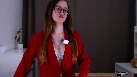 Snapshot of lowmenow chatting on 04/11/26, 11:14 Amelia online show from 04/11/26, 11:14