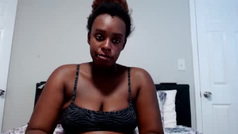 loyalbambi online show from 03/12/25, 08:52