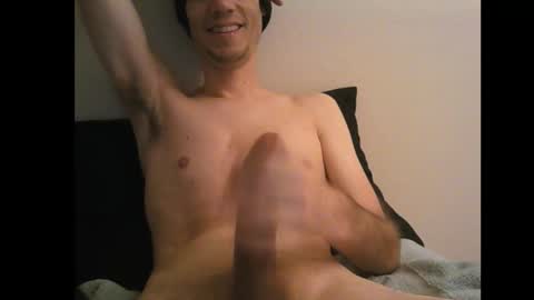 Snapshot of lrgdraft chatting on 10/30/25, 03:24 mcLRG online show from 10/30/25, 03:24