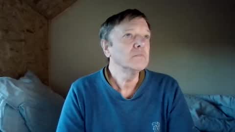 lu485947452685 online show from 11/17/25, 01:39