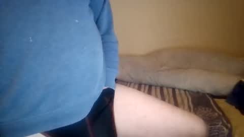 lu485947452685 online show from 11/24/25, 05:56