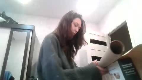 Lu krecia online show from 12/23/24, 11:47