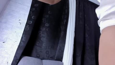 Lucia online show from 03/10/25, 04:07