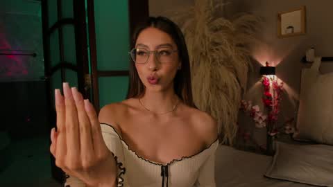  ---Goys incredible photographs online show from 01/11/25, 12:29