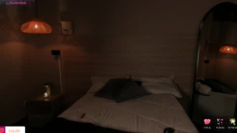  ---Goys incredible photographs online show from 03/12/25, 04:35