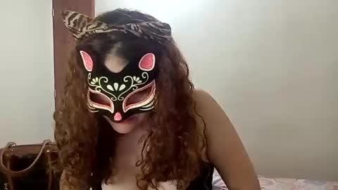 luana363 online show from 02/11/25, 02:14