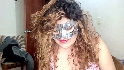 luana363 online show from 09/24/25, 02:37