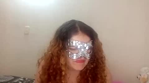 luana363 online show from 10/05/25, 07:56